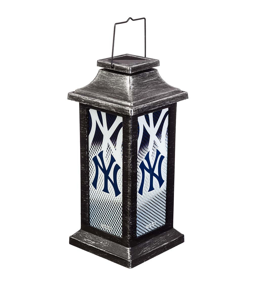 NY Yankees Solar Garden Lantern
