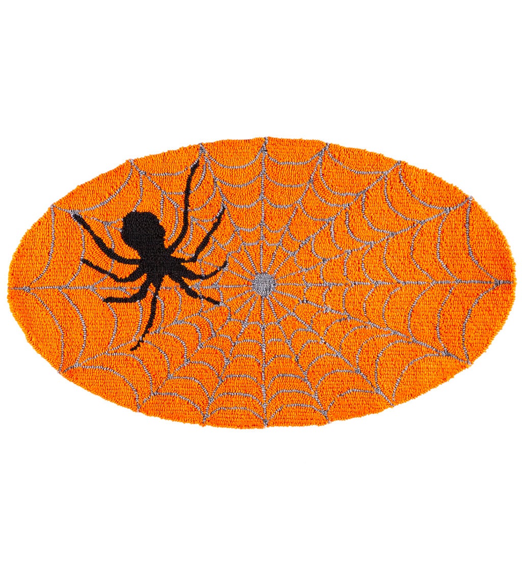 Indoor/Outdoor Halloween Spider Web Hooked Oval Accent Rug