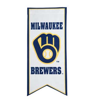 Milwaukee Brewers, Flag Banner