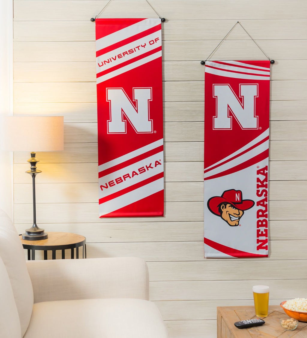 University of Nebraska, Dowel Banner