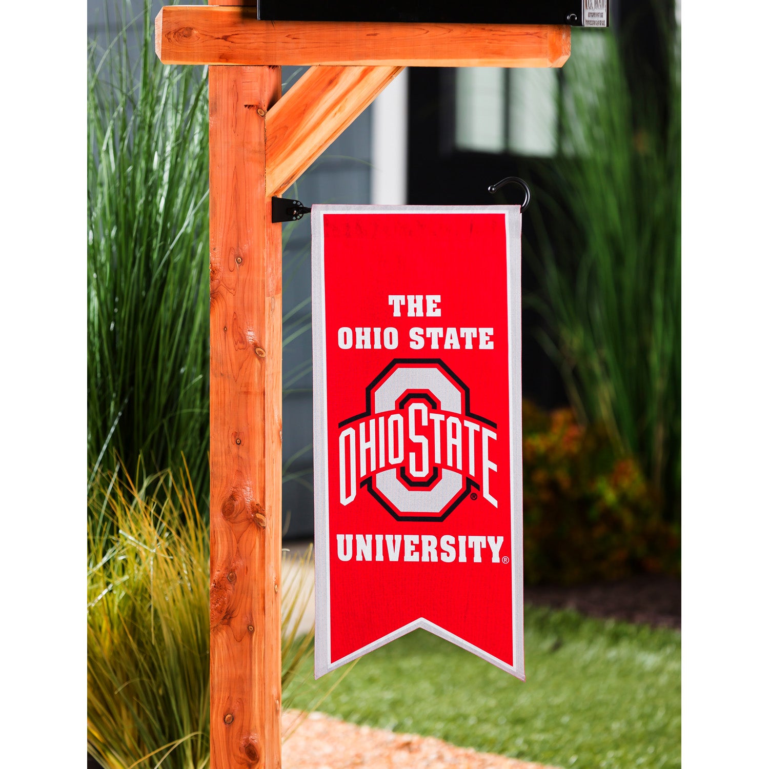 Ohio State University, Flag Banner